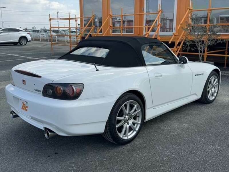 S2000