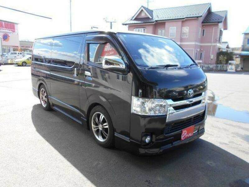 HIACE VAN