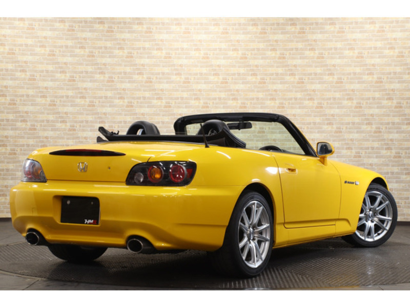 S2000