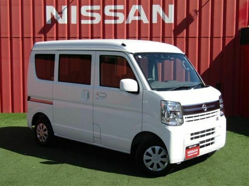 NISSAN CLIPPER VAN