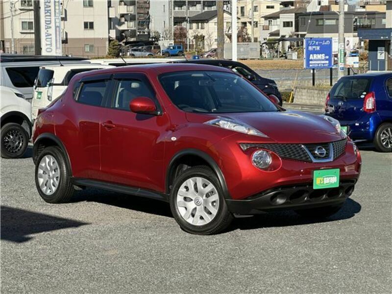 NISSAN JUKE