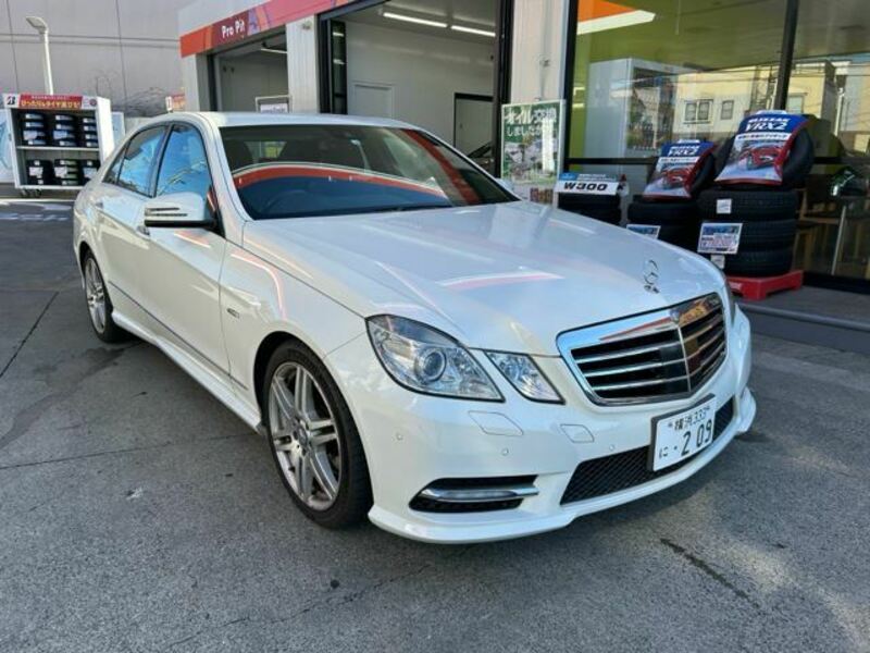 MERCEDES-BENZ E-CLASS