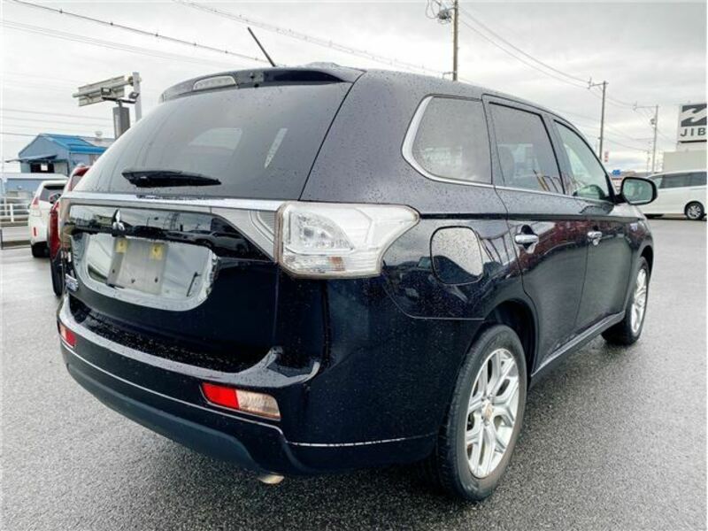 OUTLANDER PHEV