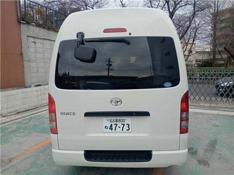 HIACE VAN