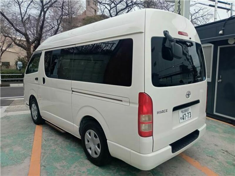 HIACE VAN