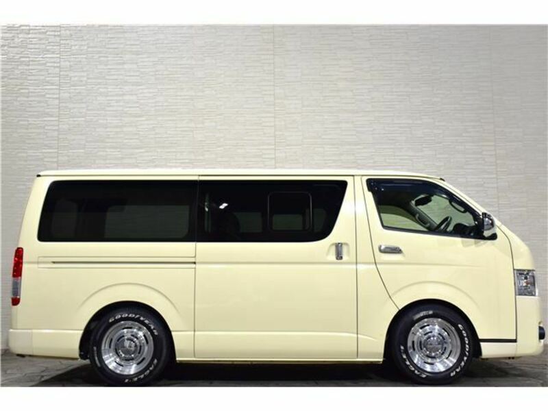 HIACE