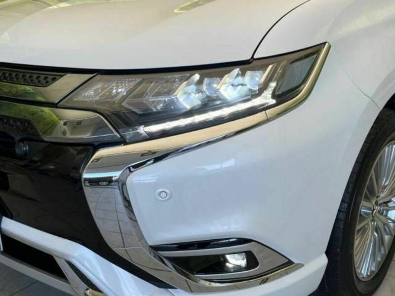 OUTLANDER PHEV