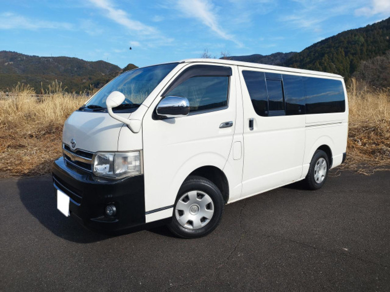 HIACE VAN