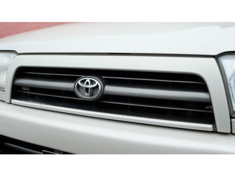 HILUX SURF