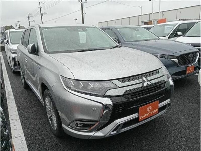 MITSUBISHI OUTLANDER PHEV