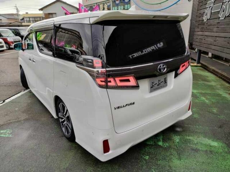 VELLFIRE