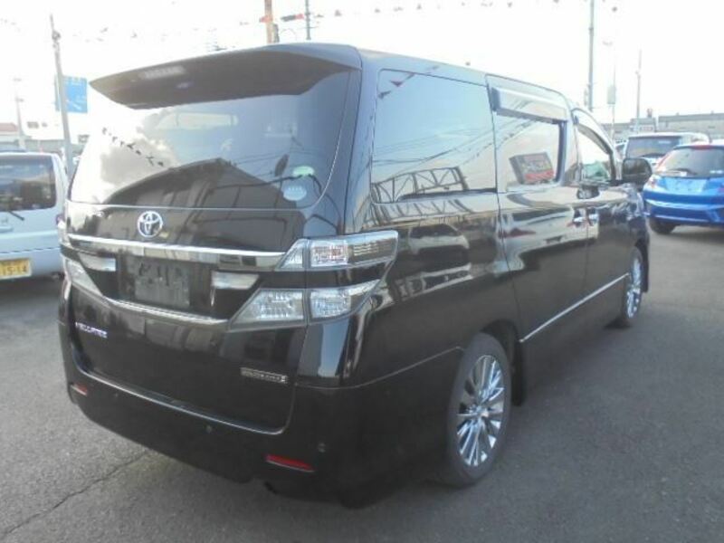 VELLFIRE