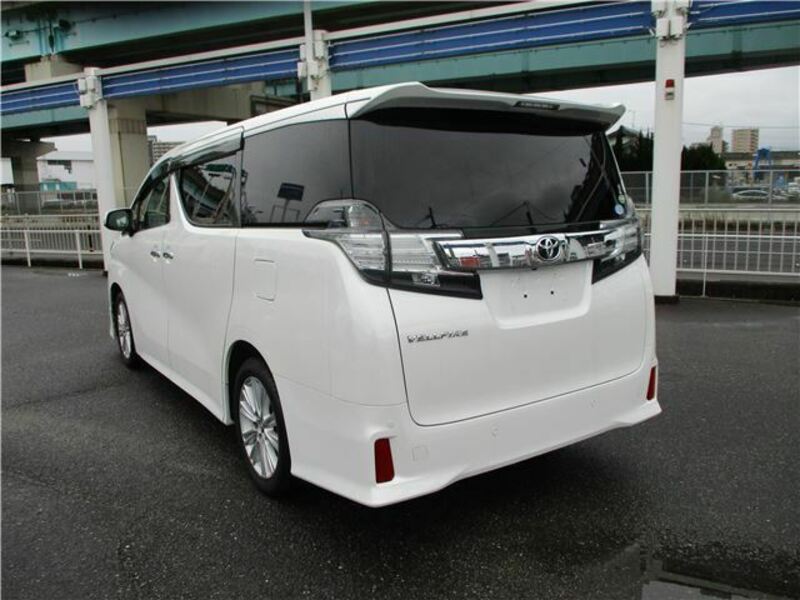 VELLFIRE