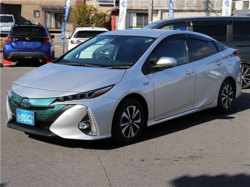 PRIUS PHV