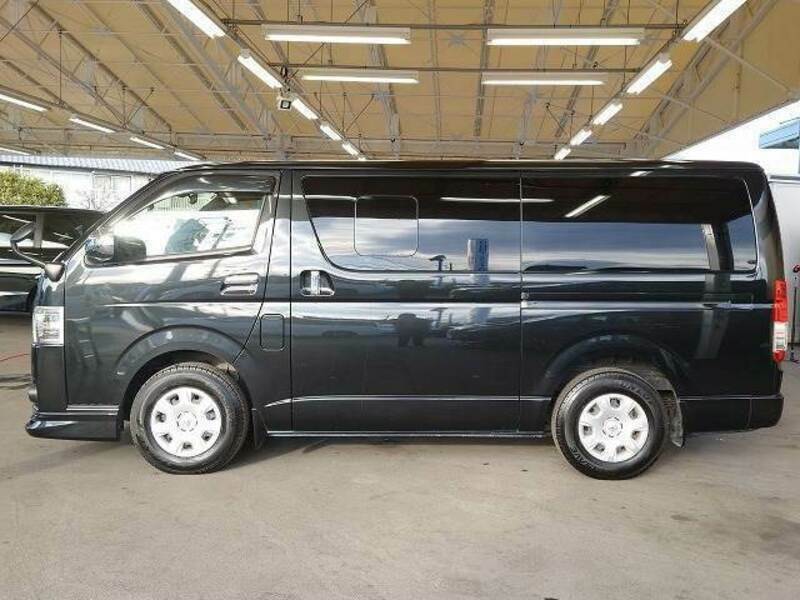 HIACE VAN