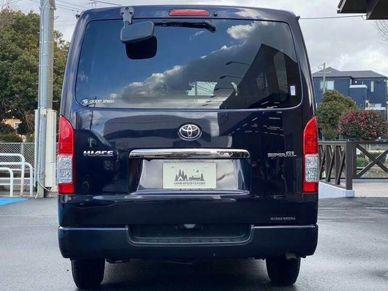 HIACE VAN