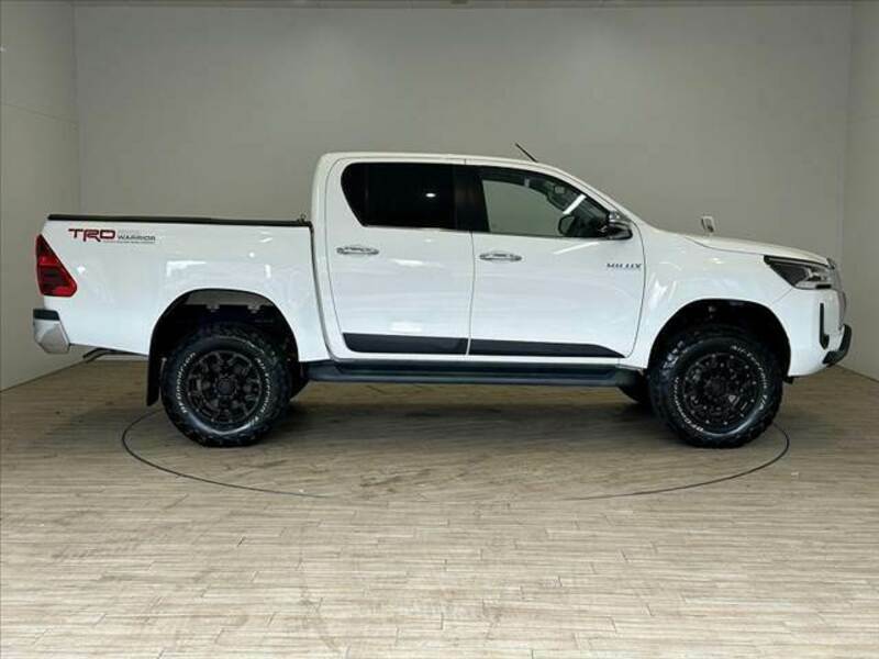 HILUX