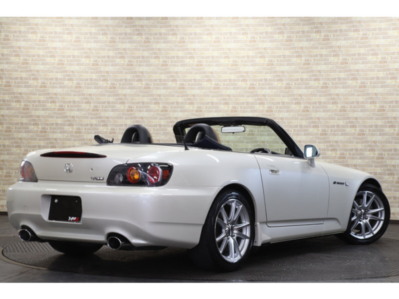 S2000