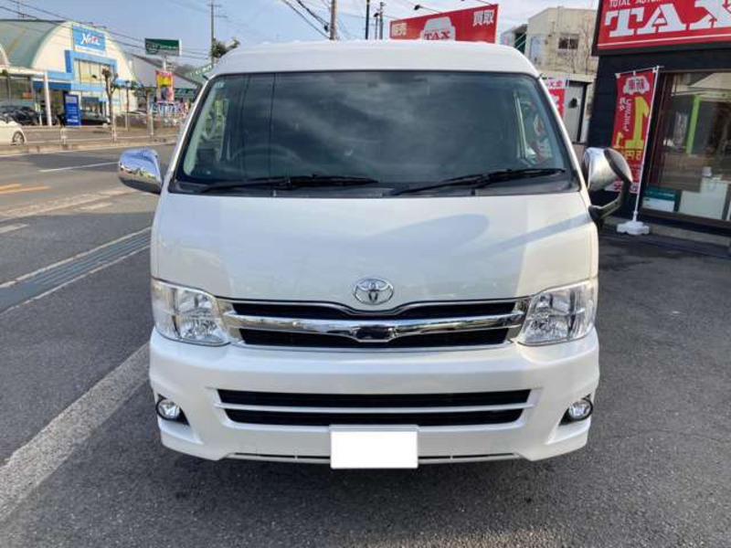 HIACE