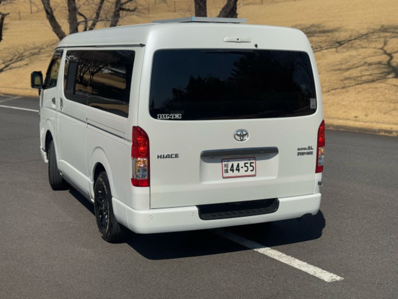 HIACE VAN