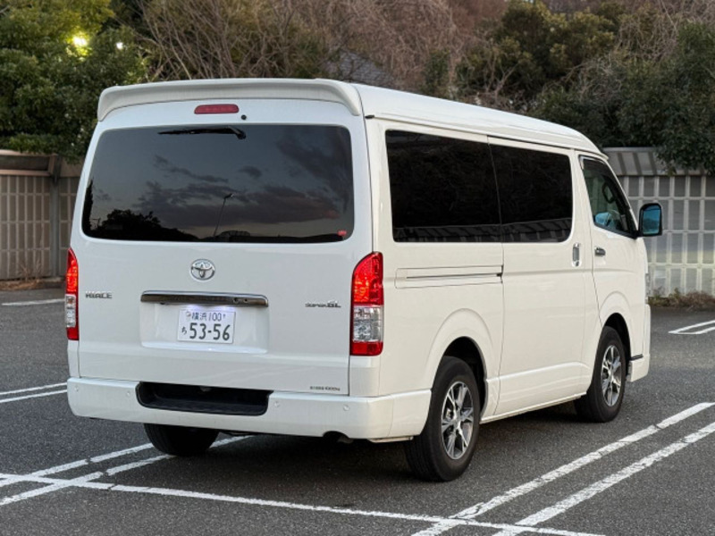 HIACE VAN