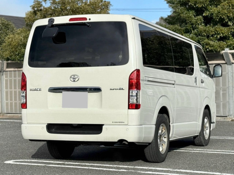 HIACE VAN