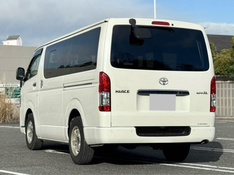 HIACE VAN