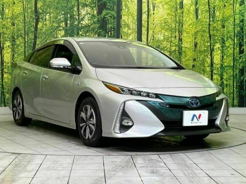 PRIUS PHV