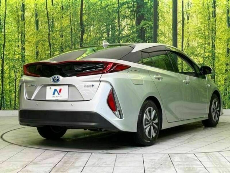 PRIUS PHV