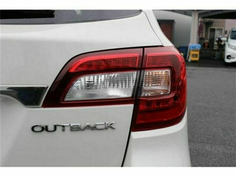 LEGACY OUTBACK