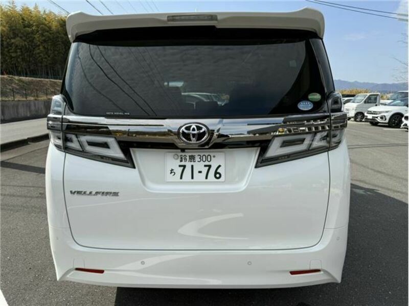 VELLFIRE