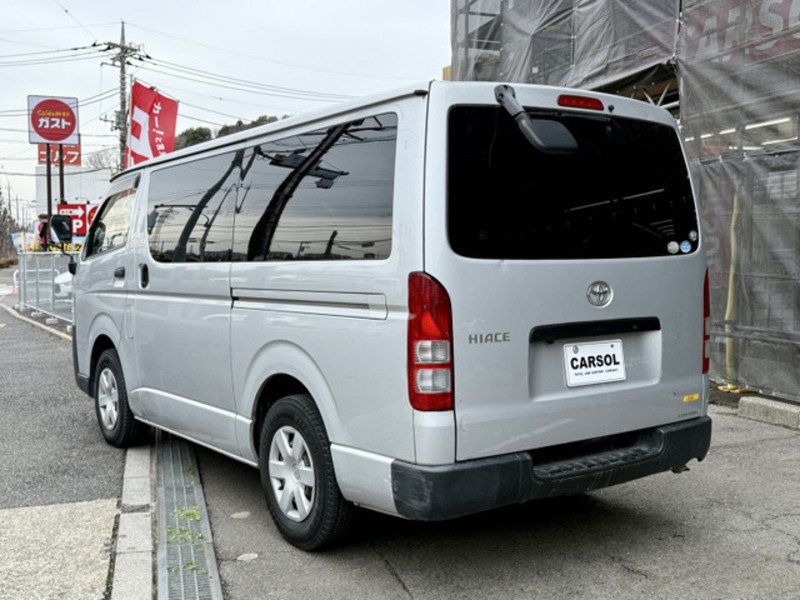 HIACE VAN