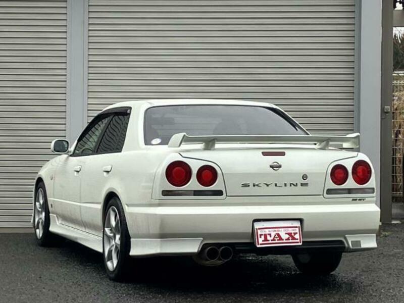 SKYLINE