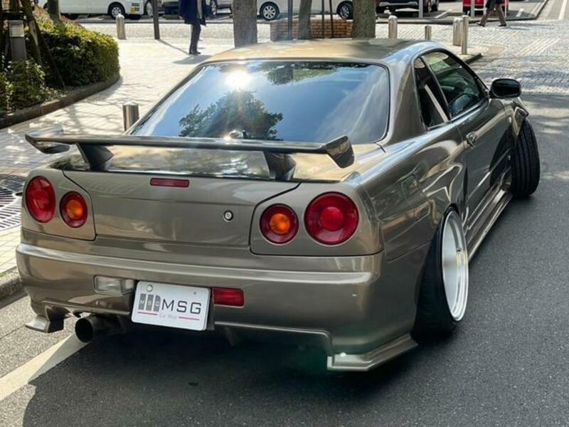 SKYLINE