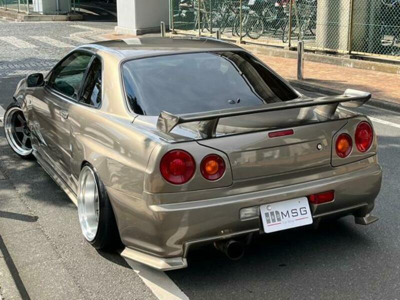 SKYLINE