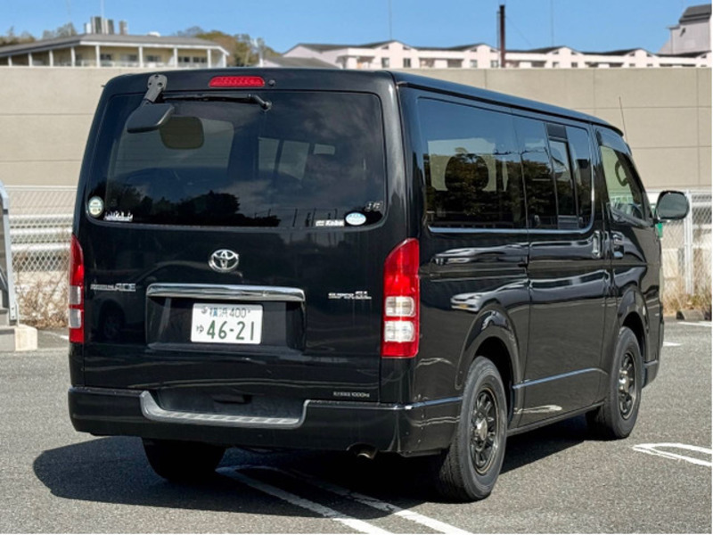 HIACE VAN