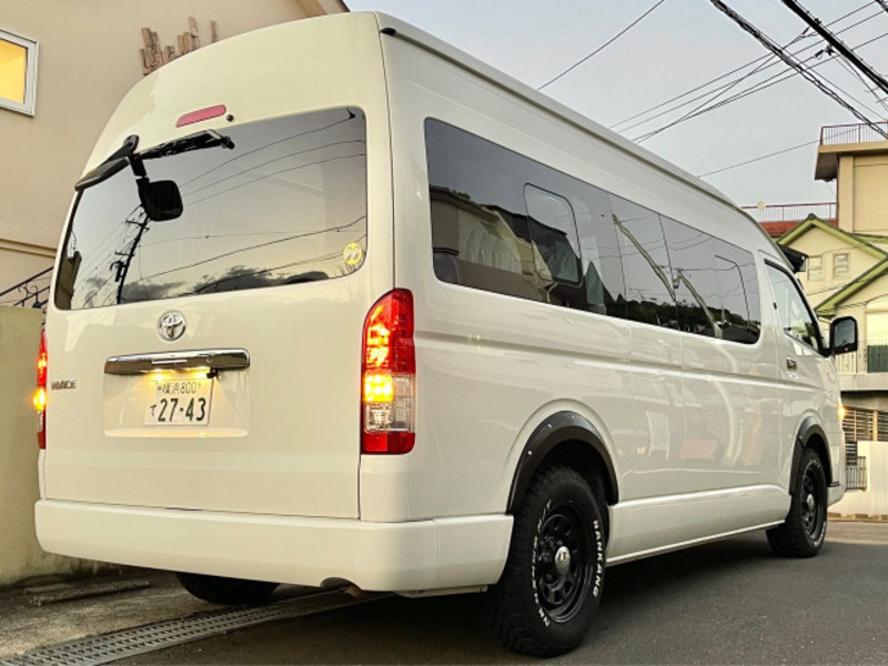 HIACE VAN