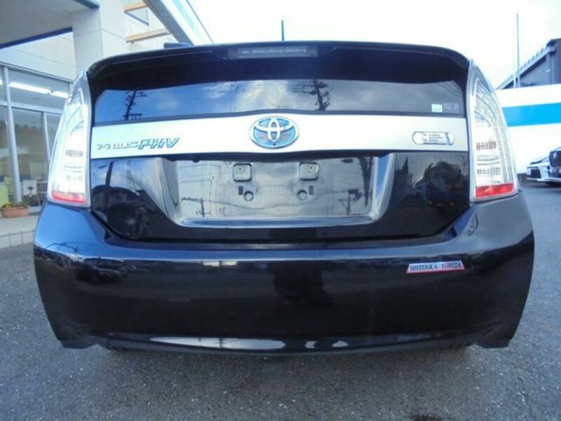 PRIUS PHV