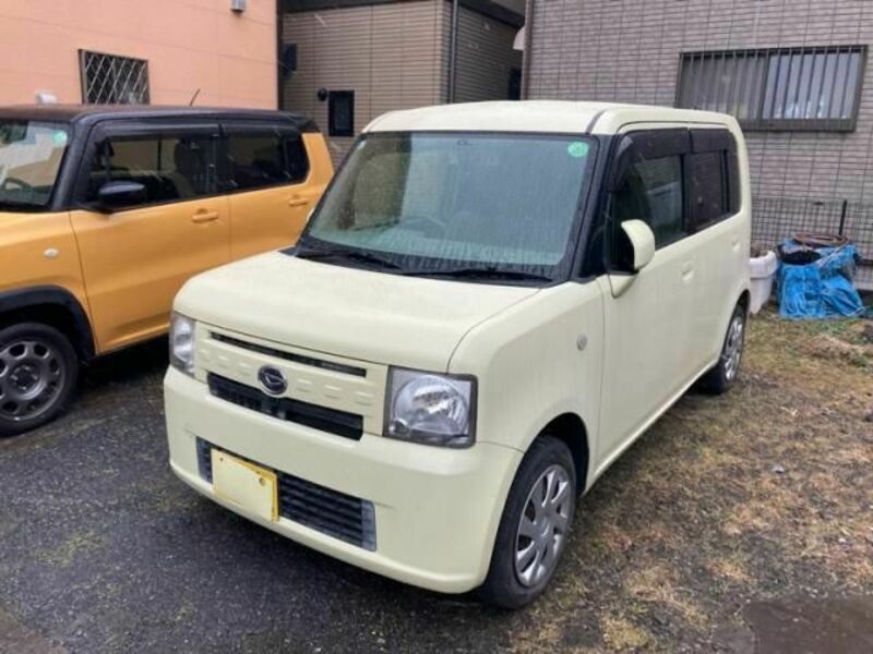 DAIHATSU MOVE CONTE