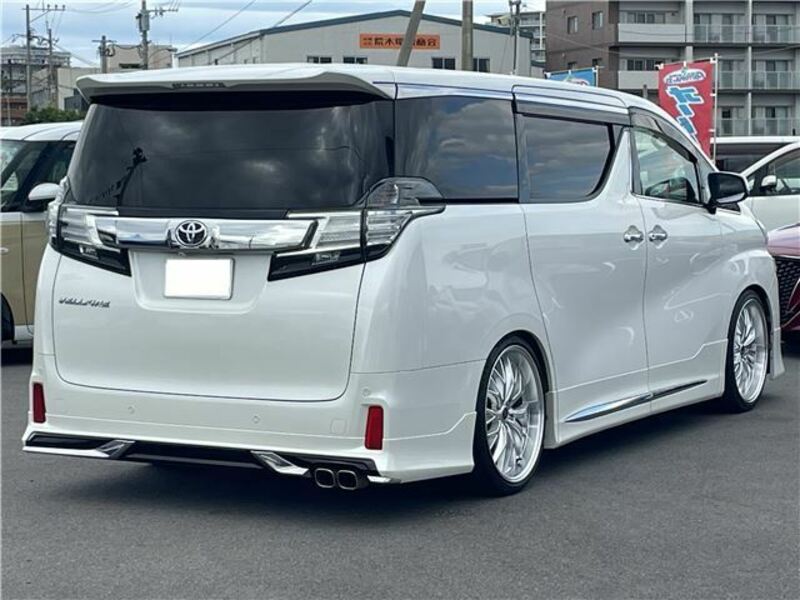 VELLFIRE