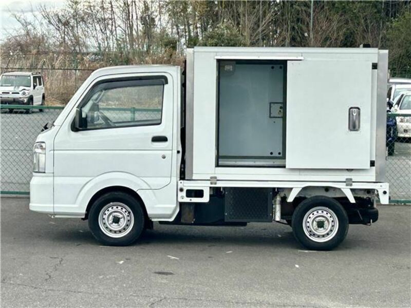 CARRY TRUCK