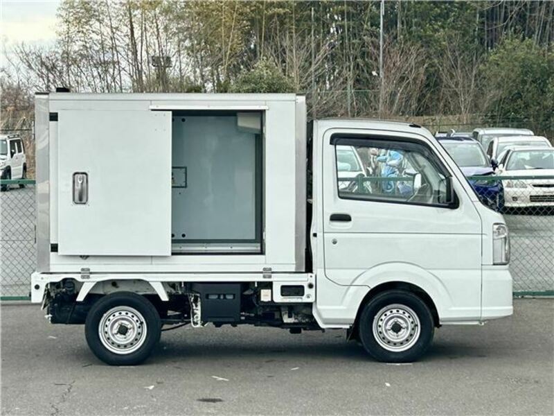 CARRY TRUCK