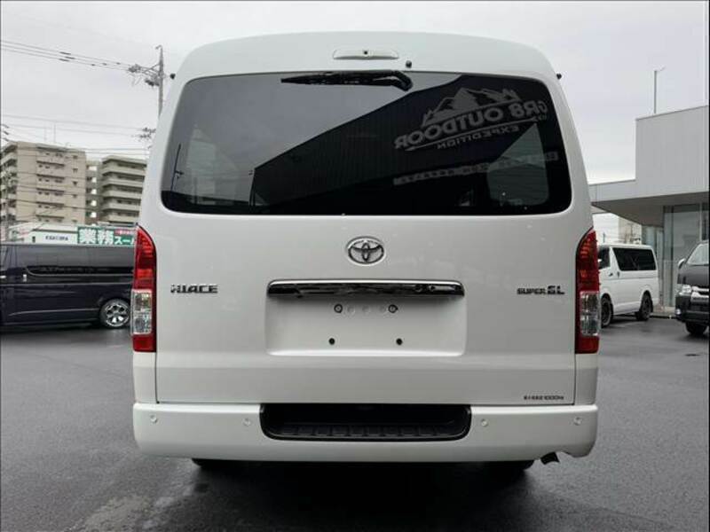 HIACE VAN