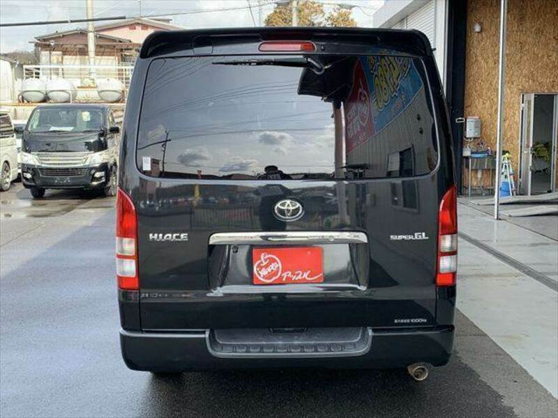 HIACE VAN