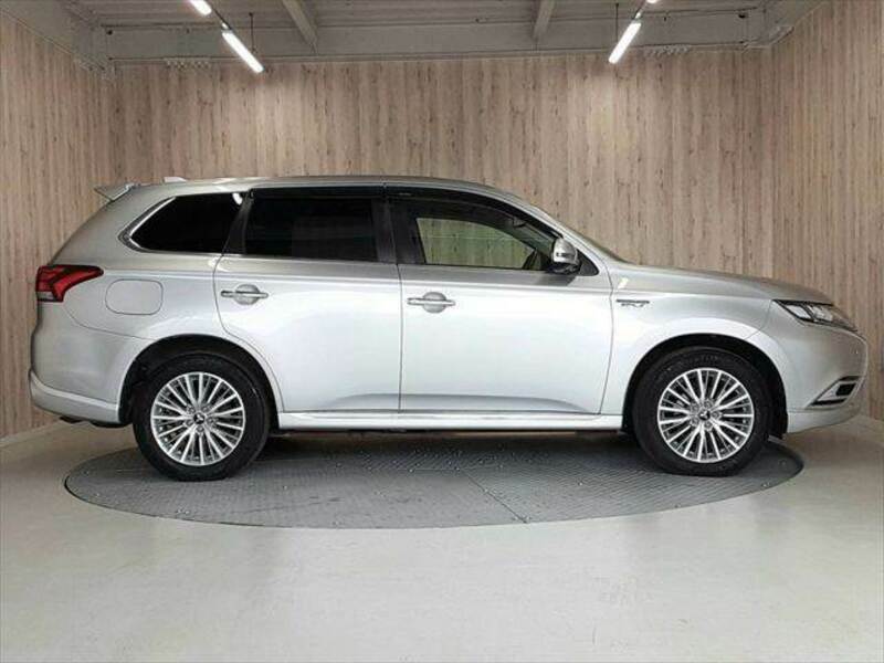 OUTLANDER PHEV