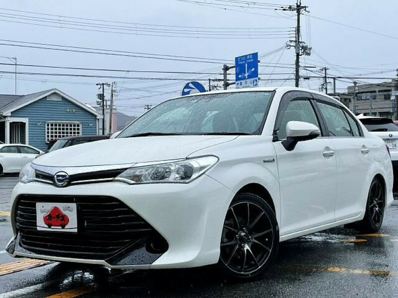 TOYOTA COROLLA AXIO