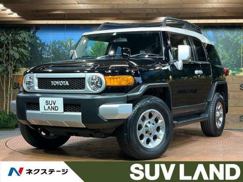 TOYOTA FJ CRUISER