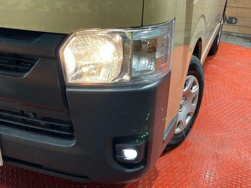 HIACE VAN