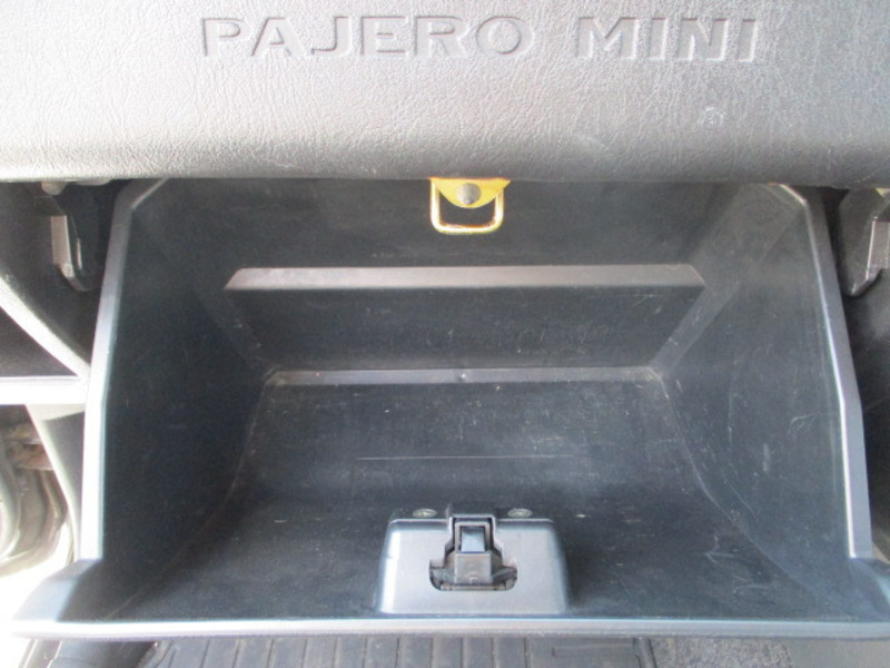 PAJERO MINI