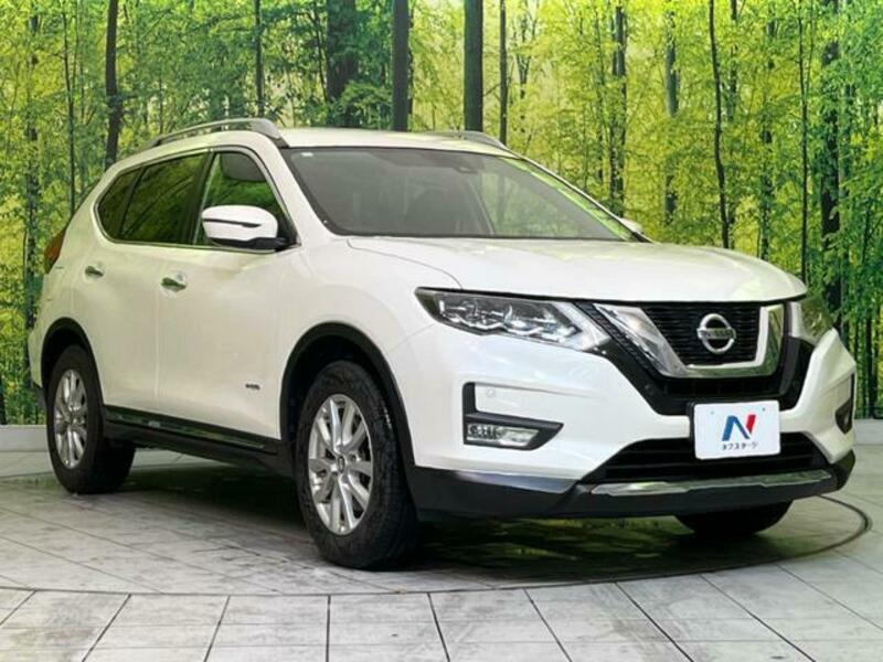 X-TRAIL